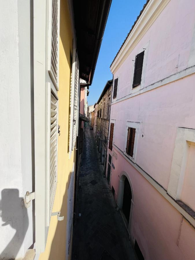 La Casa Sul Duomo Apartment แตร์นี ภายนอก รูปภาพ